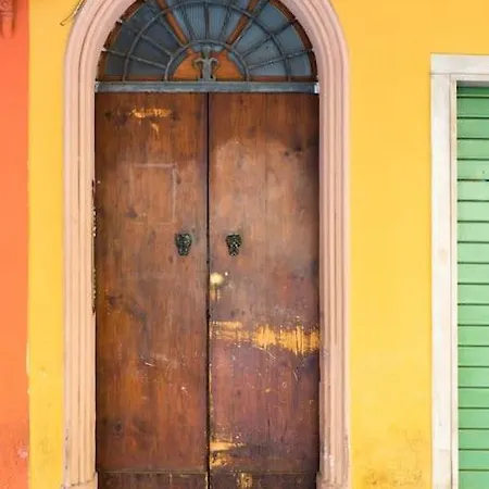 Intimo E Piacevole Loft Nel Cuore Pulsante Del Centro Storico Болонья