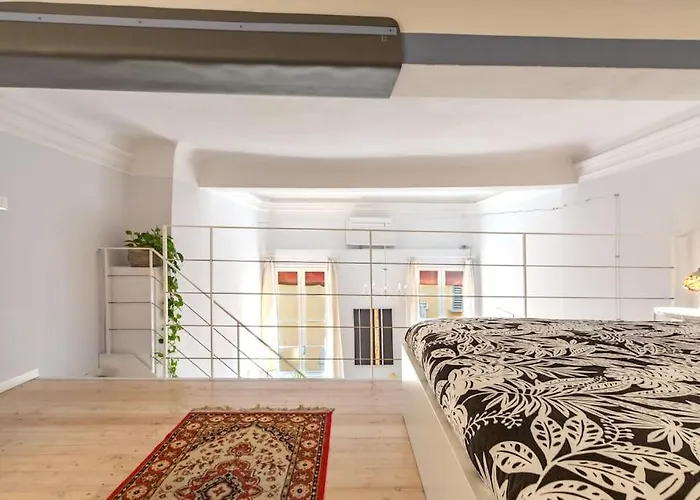 Intimo E Piacevole Loft Nel Cuore Pulsante Del Centro Storico Lägenhet