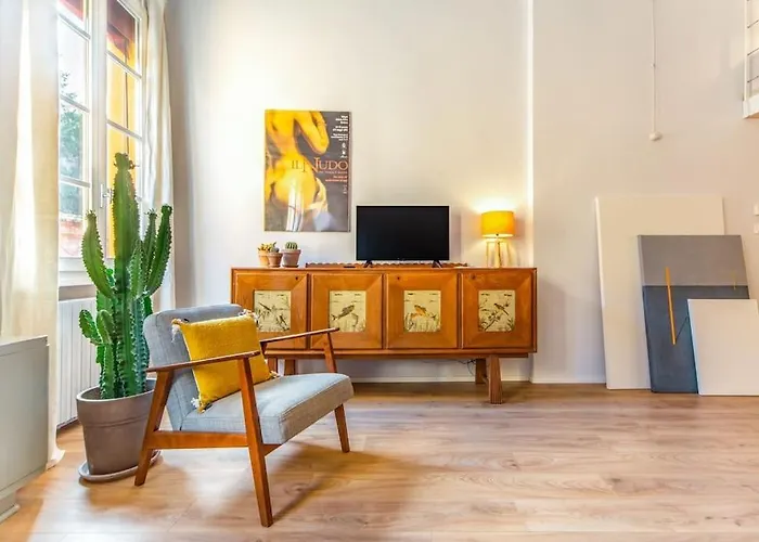 Intimo E Piacevole Loft Nel Cuore Pulsante Del Centro Storico شقة *